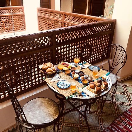 Famille Fahym Apartment Fes Luaran gambar